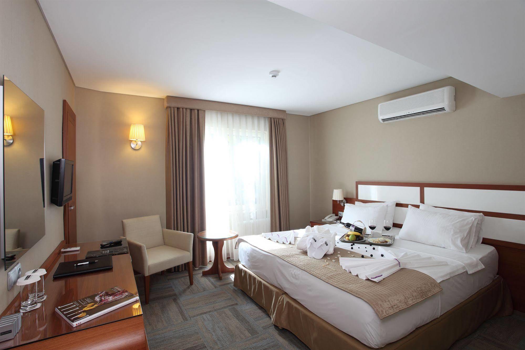 Polatdemir Hotel Istanbul Exterior foto