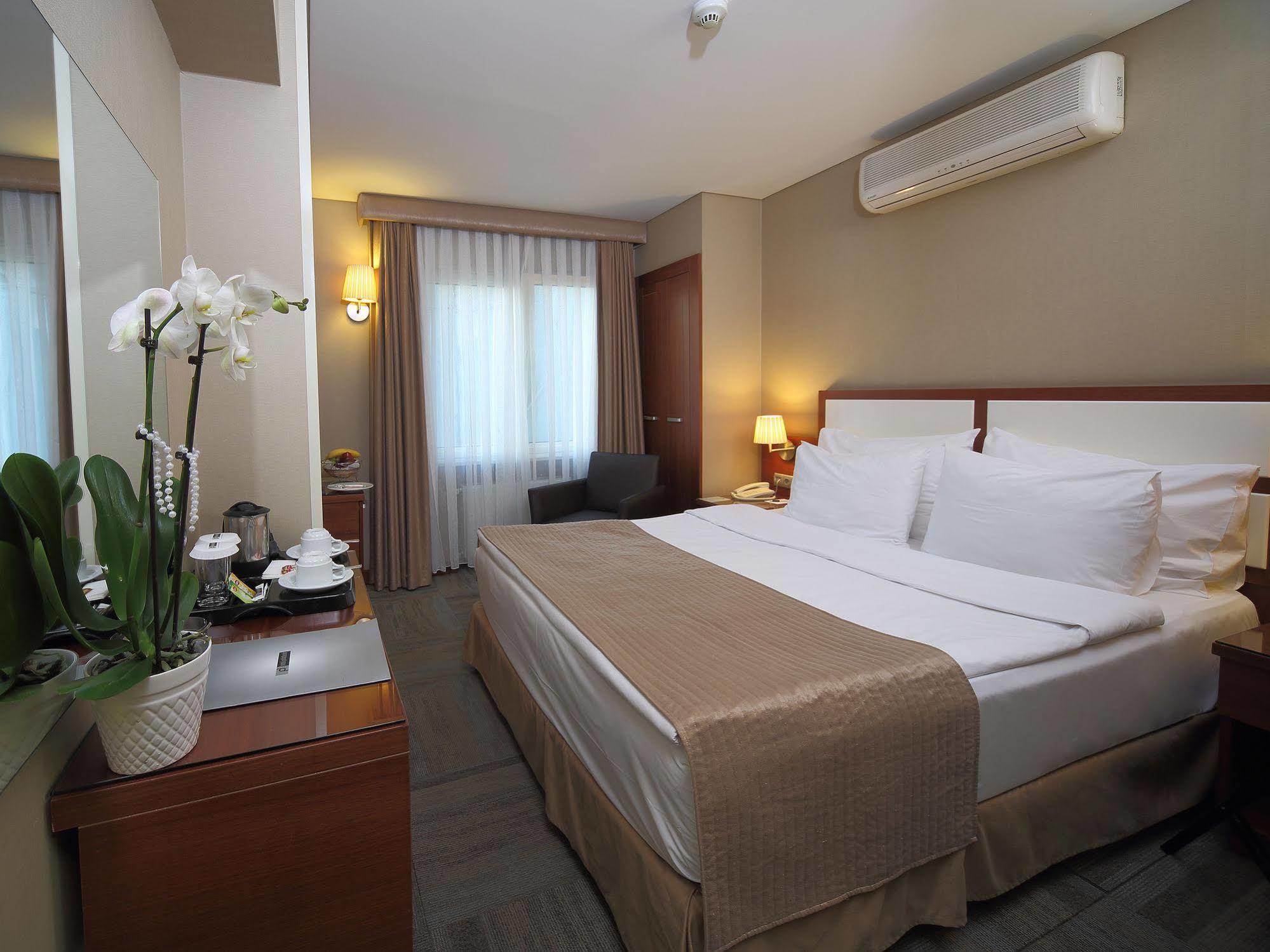Polatdemir Hotel Istanbul Exterior foto